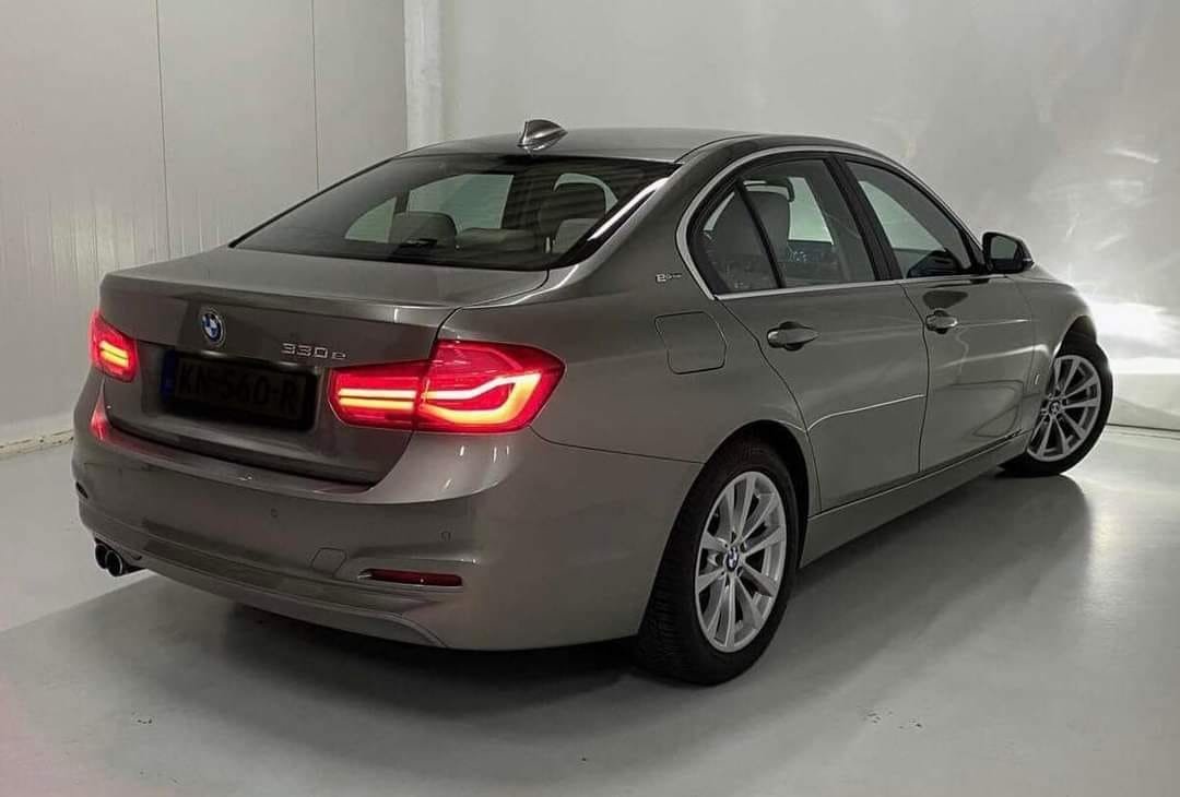 BMW Série 3 – Image 11