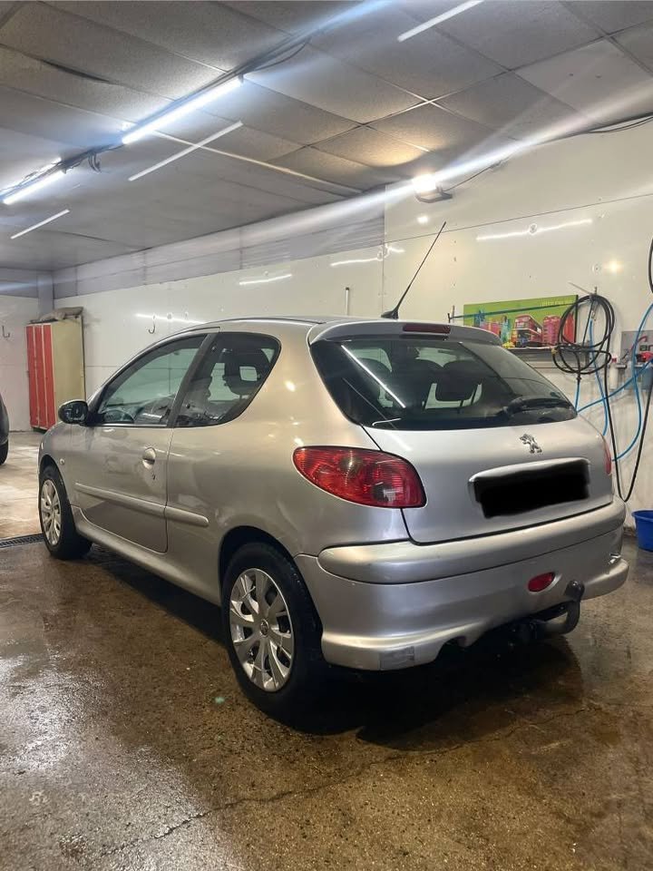 2007 Peugeot 206 · Coupe – Image 4